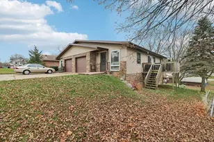 105-107 W Garfield St, Mount Horeb, WI 53572 - Photo 3