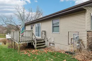 105-107 W Garfield St, Mount Horeb, WI 53572 - Photo 39