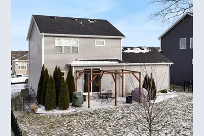 859 Shadowwood Trail, Sun Prairie, WI 53590 - Photo 5