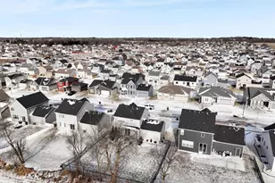 859 Shadowwood Trl, Sun Prairie, WI 53590 - Photo 11