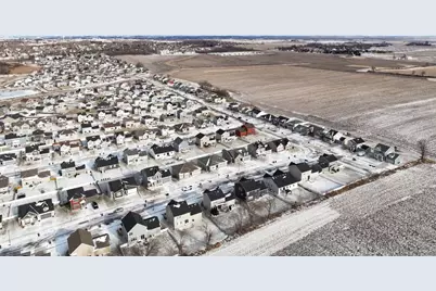 859 Shadowwood Trail, Sun Prairie, WI 53590 - Photo 13