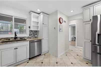 4106 Hiawatha Drive, Madison, WI 53711 - Photo 13