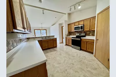 2702 Autumn Lane, Janesville, WI 53546 - Photo 11