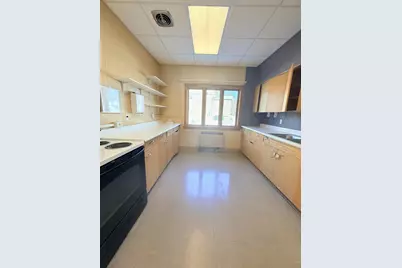 308 Oneida Street #East, Beaver Dam, WI 53916 - Photo 5