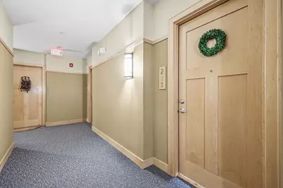 625 E Mifflin Street #213, Madison, WI 53703 - Photo 27
