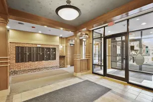 625 E Mifflin St, Madison, WI 53703 - Photo 31