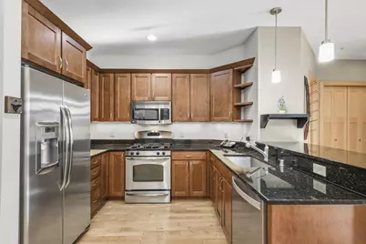 625 E Mifflin Street #213, Madison, WI 53703 - Photo 5
