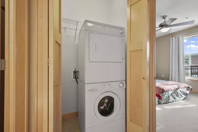 625 E Mifflin Street #213, Madison, WI 53703 - Photo 25