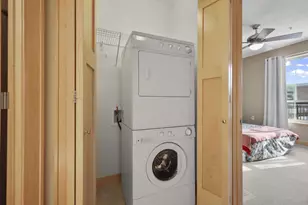 625 E Mifflin St, Madison, WI 53703 - Photo 25