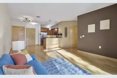 625 E Mifflin Street #213, Madison, WI 53703 - Photo 15