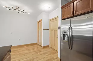 625 E Mifflin St, Madison, WI 53703 - Photo 11