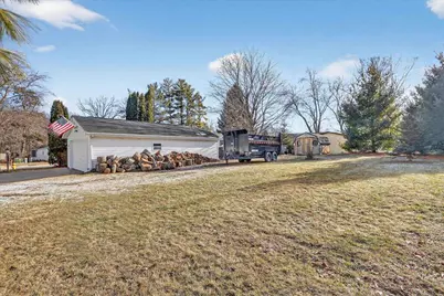 112 Falling Creek Circle, Janesville, WI 53548 - Photo 29