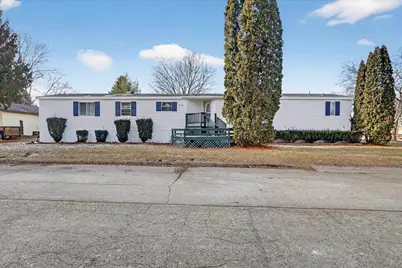 112 Falling Creek Circle, Janesville, WI 53548 - Photo 3