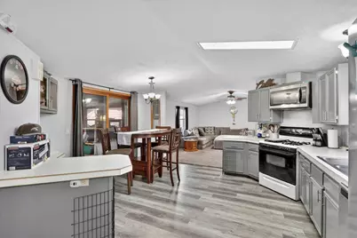 112 Falling Creek Circle, Janesville, WI 53548 - Photo 11