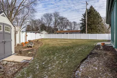 1913 Black Bridge Road, Janesville, WI 53545 - Photo 35