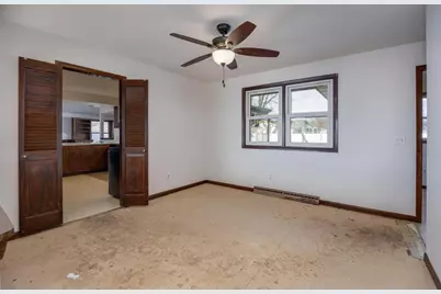 1913 Black Bridge Road, Janesville, WI 53545 - Photo 15