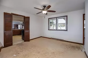 1913 Black Bridge Rd, Janesville, WI 53545 - Photo 15