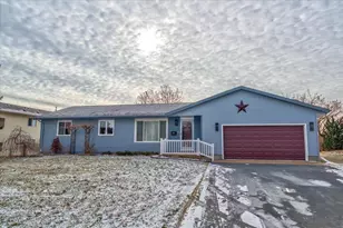 309 Fuller St, Columbus, WI 53925 - Photo 11