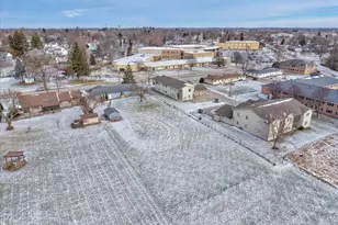 309 Fuller St, Columbus, WI 53925 - Photo 3