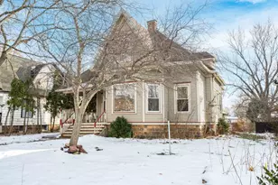 712 E Main St, Reedsburg, WI 53959 - Photo 33