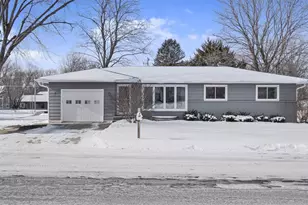 404 Anderson St, DeForest, WI 53532 - Photo 1