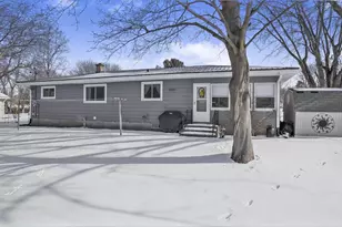 404 Anderson St, DeForest, WI 53532 - Photo 45