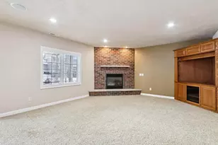 1705 Dunwoody Ln, Waunakee, WI 53597 - Photo 9