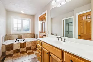 1705 Dunwoody Ln, Waunakee, WI 53597 - Photo 31