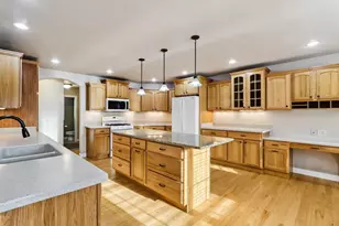 1705 Dunwoody Ln, Waunakee, WI 53597 - Photo 15