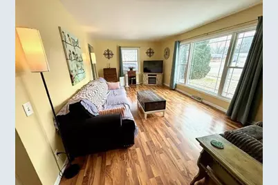 1719 Wesley Avenue #2, Janesville, WI 53545 - Photo 3