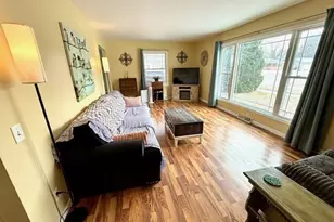 1719 Wesley Ave, Janesville, WI 53545 - Photo 3