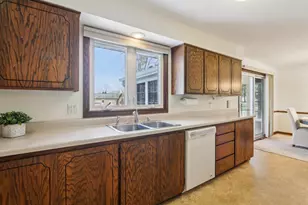 400 Raymond Rd, Waunakee, WI 53597 - Photo 17