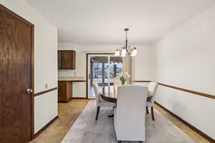 400 Raymond Rd, Waunakee, WI 53597 - Photo 9