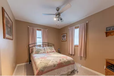 1530 S Oakhill Avenue, Janesville, WI 53546 - Photo 7