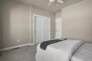 402 Burnt Sienna Dr, Middleton, WI 53562 - Photo 37