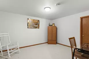 157 Meadow Ridge Dr, Sheboygan Falls, WI 53085 - Photo 19