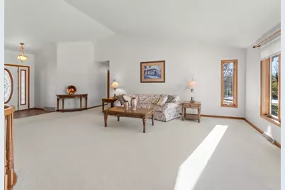 157 Meadow Ridge, Sheboygan Falls, WI 53085 - Photo 7