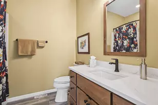 5816 Levitan Ln, Madison, WI 53718 - Photo 35