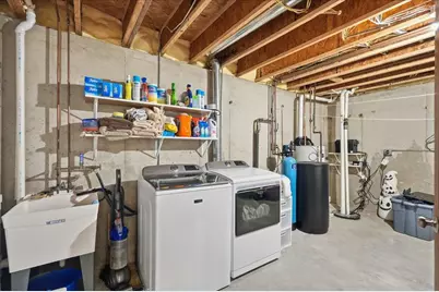 1355 Gray Hawk Way, Sun Prairie, WI 53590 - Photo 43