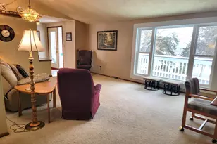 212 N Fairview Ave, Argyle, WI 53504 - Photo 5