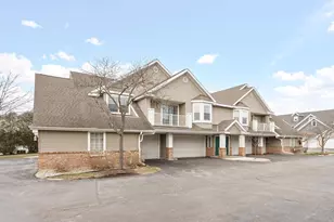 3282 Stonecreek Dr, Madison, WI 53719 - Photo 19