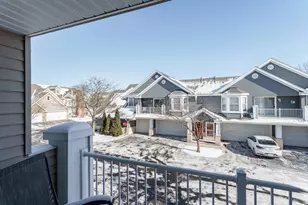 3282 Stonecreek Dr, Madison, WI 53719 - Photo 21