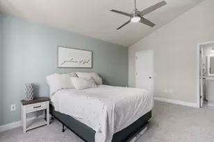 3282 Stonecreek Dr, Madison, WI 53719 - Photo 13