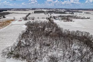 5101 S Johnson Rd, Beloit, WI 53511 - Photo 7