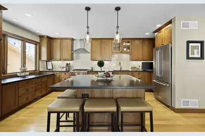 5837 Woods Edge Road, Fitchburg, WI 53711 - Photo 7