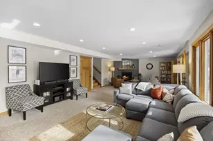 5837 Woods Edge Rd, Fitchburg, WI 53711 - Photo 31