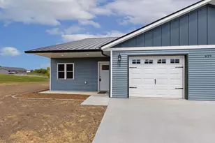 619 Salsbery Ct, Hillsboro, WI 54634 - Photo 3