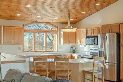 N8875 Blue Vista Lane, New Glarus, WI 53574 - Photo 9