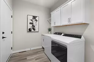 6850 Rembrandt Rd, DeForest, WI 53532 - Photo 17