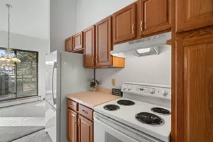 6251 Charing Cross Ln, Middleton, WI 53562 - Photo 13